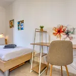 Elegant 3 Bedroom Apartment, Family Friendly With Sun Terrace And Hot Tub Smas1-1 * Marsaskala
