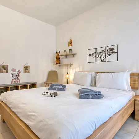 Elegant 3 Bedroom Apartment, Family Friendly With Sun Terrace And Hot Tub Smas1-1 公寓 马尔萨斯卡拉