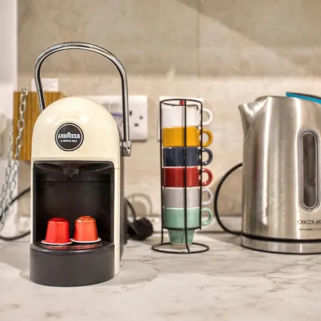 Elegant 3 Bedroom Apartment, Family Friendly With Sun Terrace And Hot Tub Smas1-1 Marsaskala