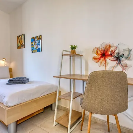 Elegant 3 Bedroom Apartment, Family Friendly With Sun Terrace And Hot Tub Smas1-1 * 马尔萨斯卡拉