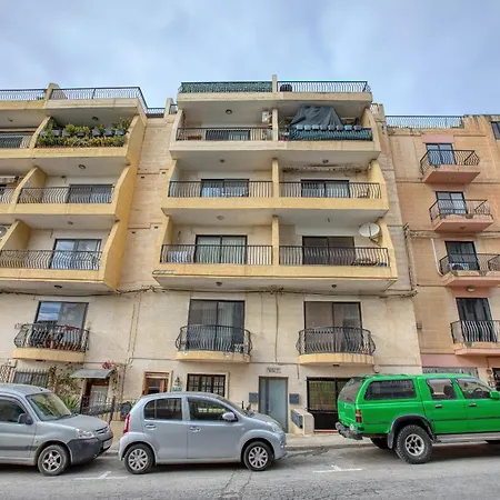 Elegant 3 Bedroom Apartment, Family Friendly With Sun Terrace And Hot Tub Smas1-1 Appartement